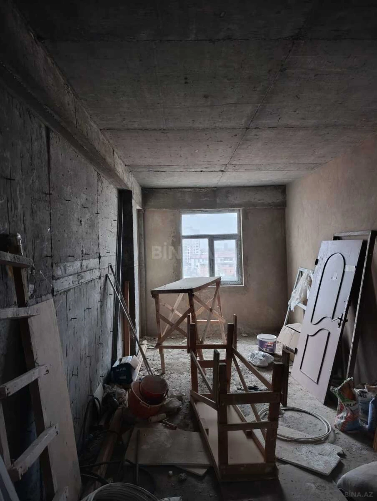 Satılır 2 otaqlı mənzil 58 m²