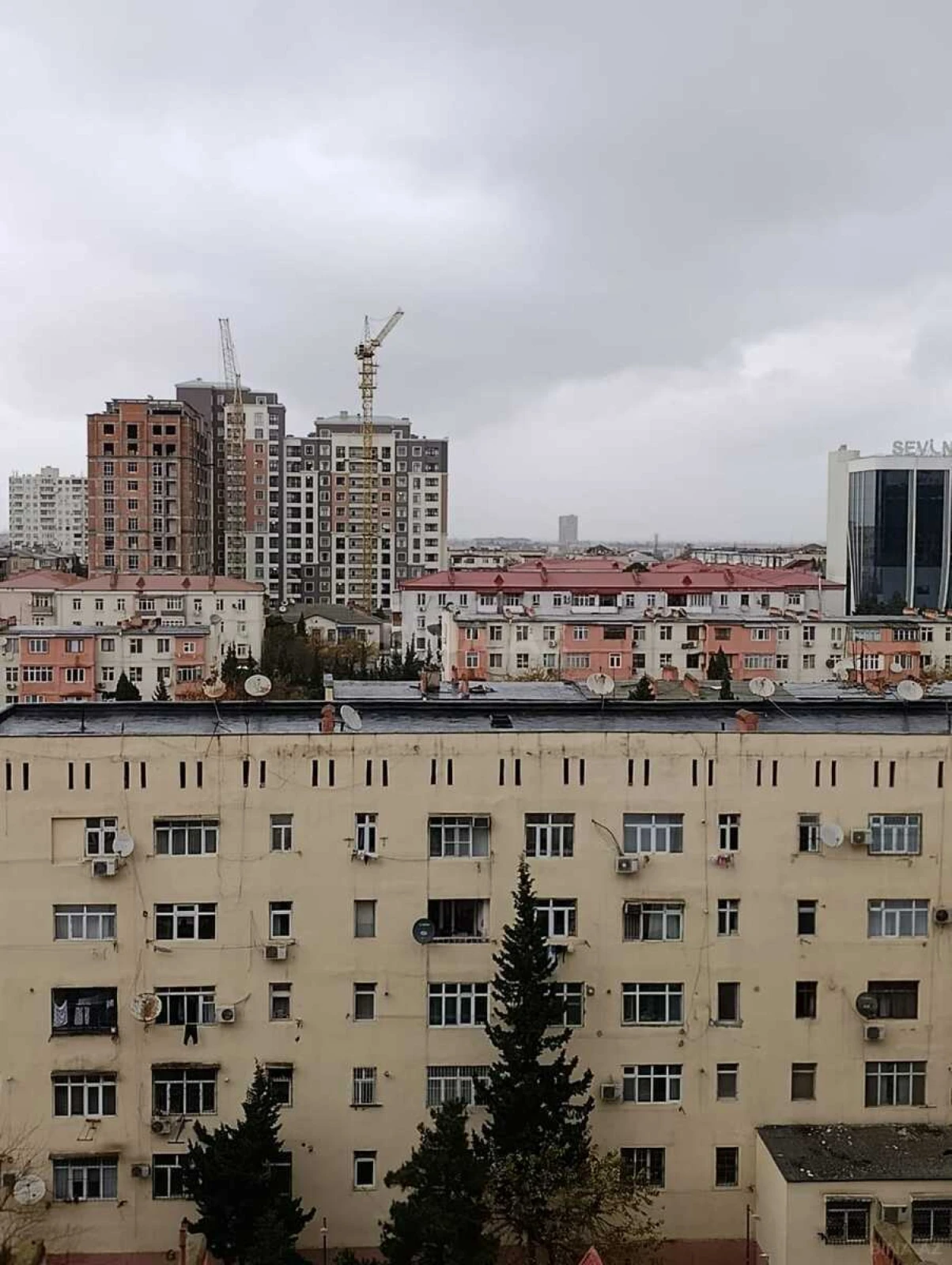 Satılır 2 otaqlı mənzil 58 m²