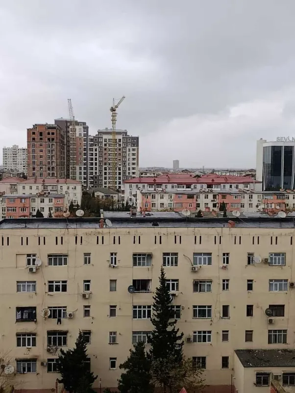 Satılır 2 otaqlı mənzil 58 m²