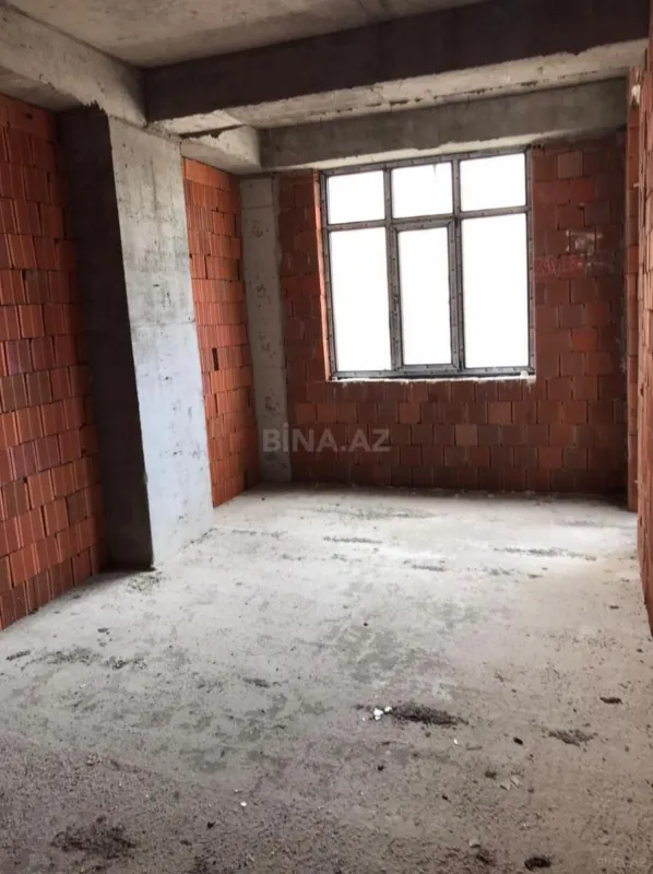 Satılır 3 otaqlı mənzil 146 m²