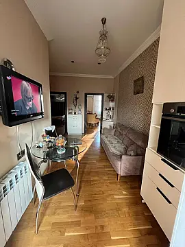 Satılır 2 otaqlı mənzil 65 m²