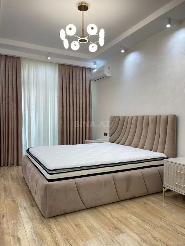 Kirayə verilir 3 otaqlı mənzil 148 m²