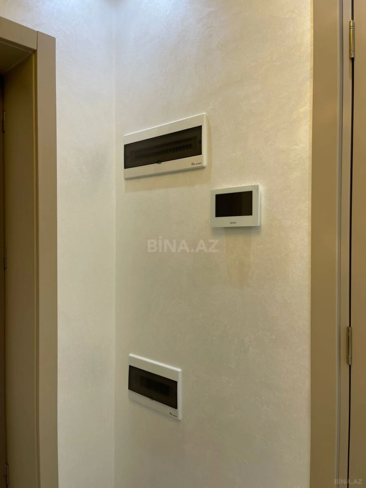 Kirayə verilir 3 otaqlı mənzil 148 m²