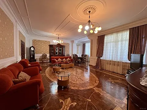 Kirayə verilir 4 otaqlı mənzil 230 m² — Bakı, İnşaatçılar 4 otaq 230.00 m²