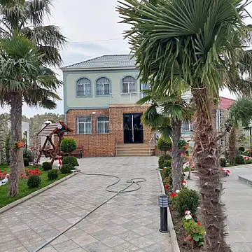 Kirayə verilir 5 otaqlı həyət evi 350 m²