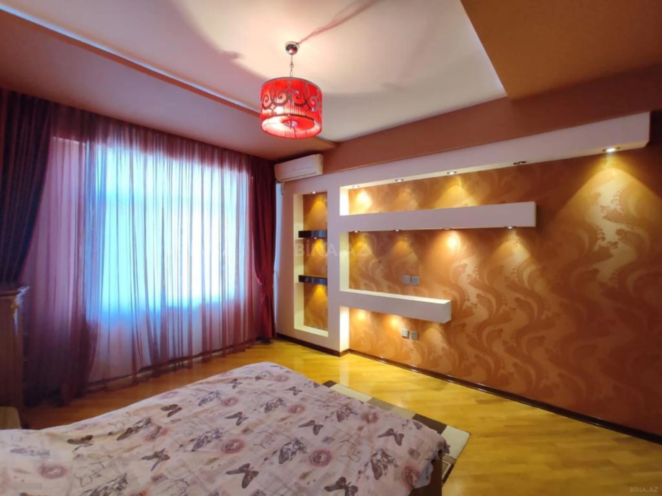 Kirayə verilir 3 otaqlı mənzil 120 m²