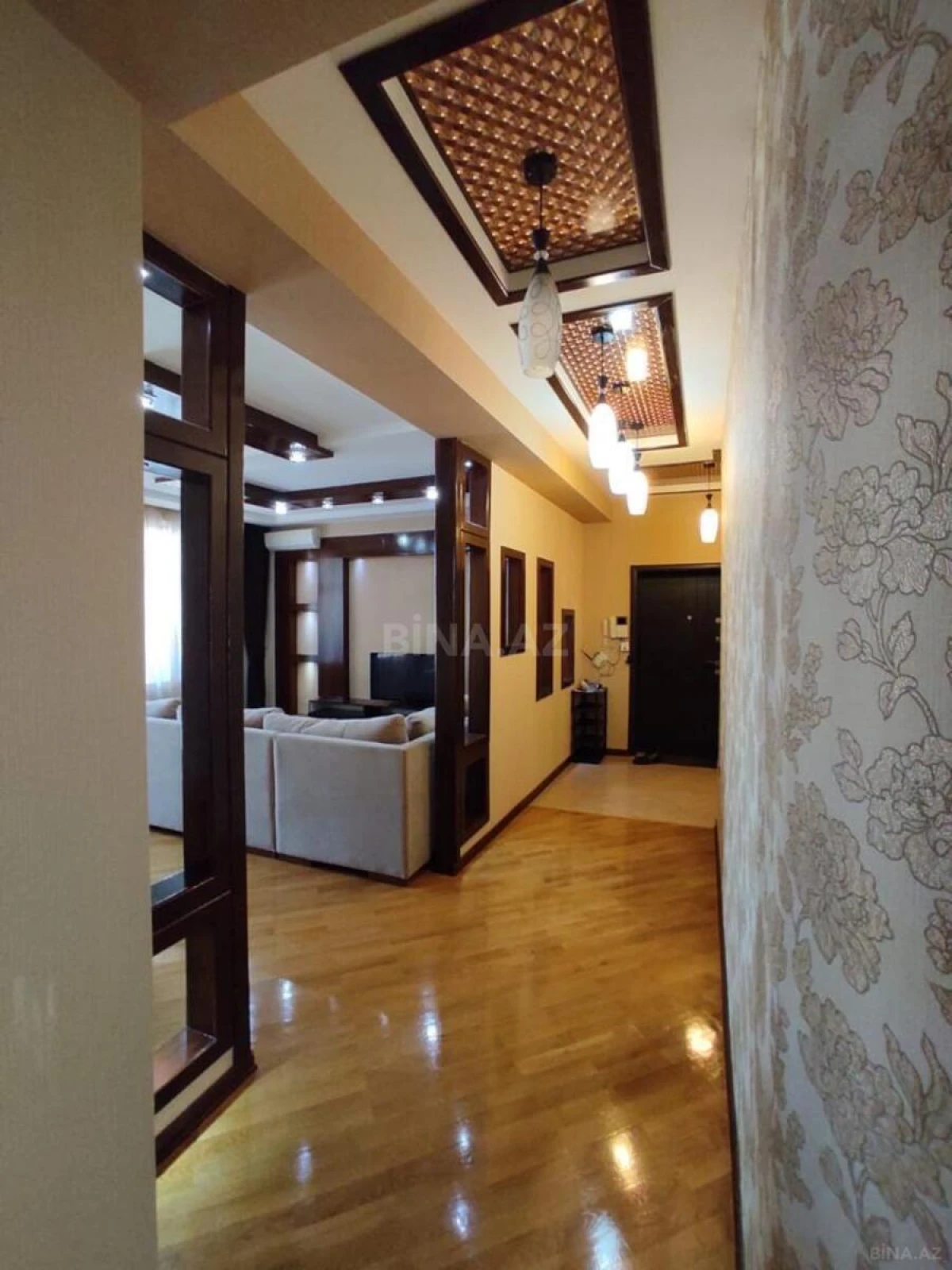 Kirayə verilir 3 otaqlı mənzil 120 m²