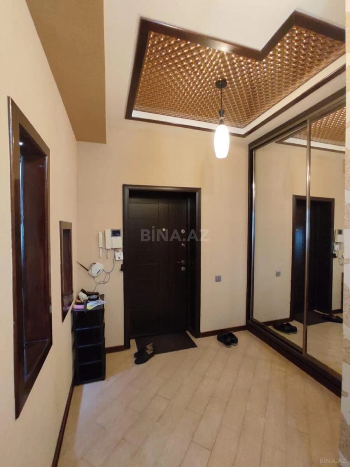 Kirayə verilir 3 otaqlı mənzil 120 m²