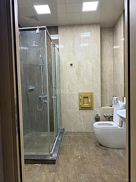 Kirayə verilir 4 otaqlı mənzil 190 m²