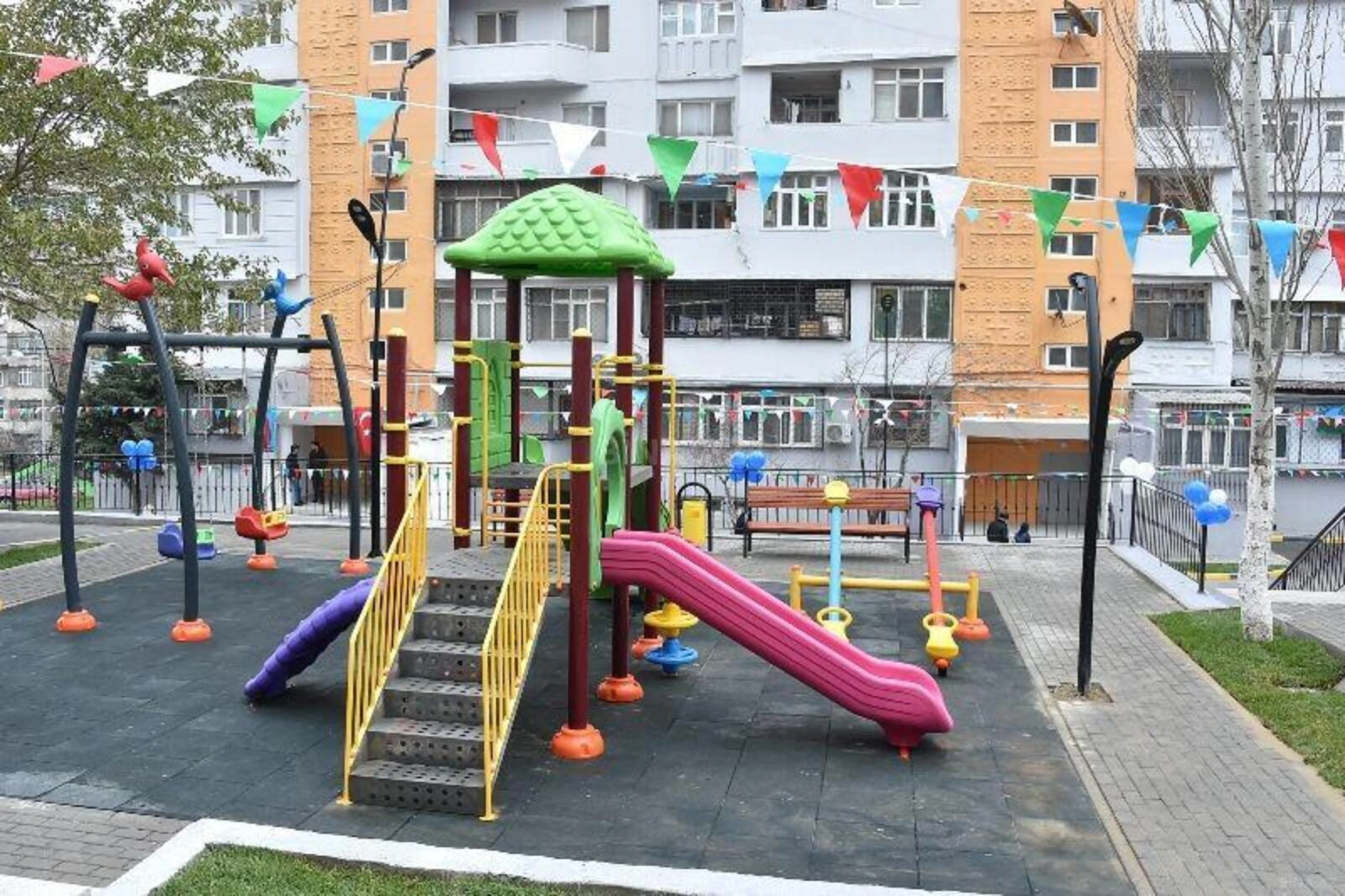Satılır 3 otaqlı mənzil 65 m²