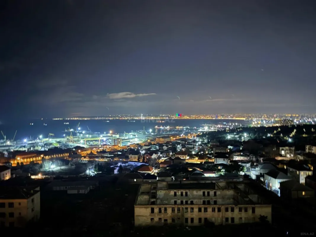 Satılır 3 otaqlı mənzil 110 m²