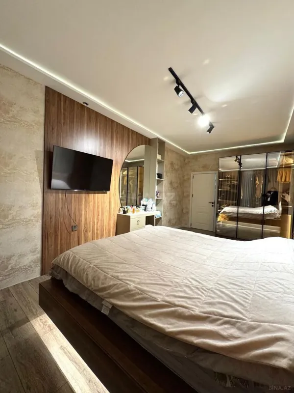 Satılır 3 otaqlı mənzil 110 m²