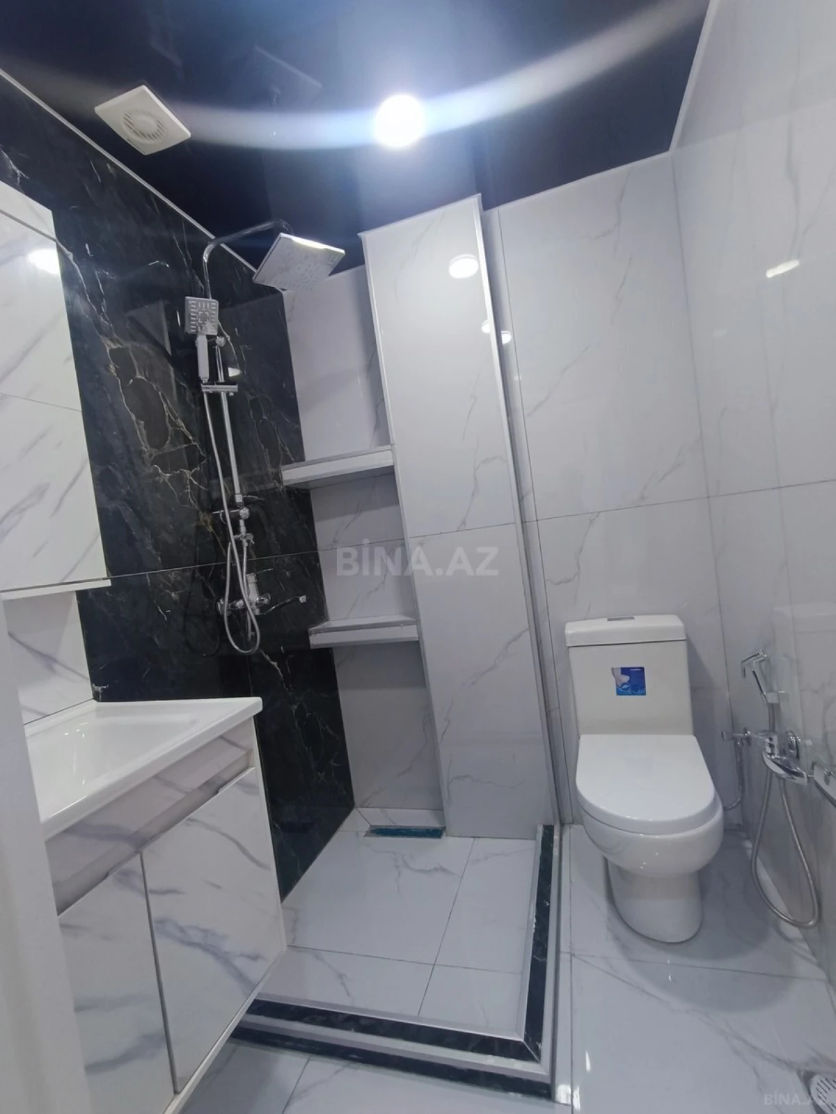 Satılır 3 otaqlı mənzil 65 m²