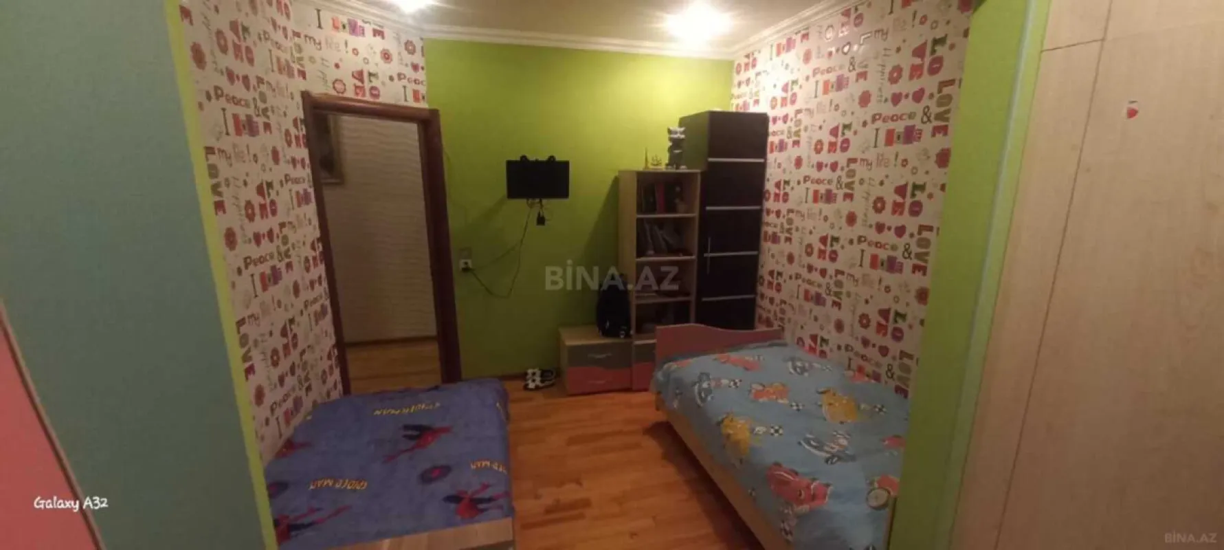 Satılır 5 otaqlı mənzil 100 m²