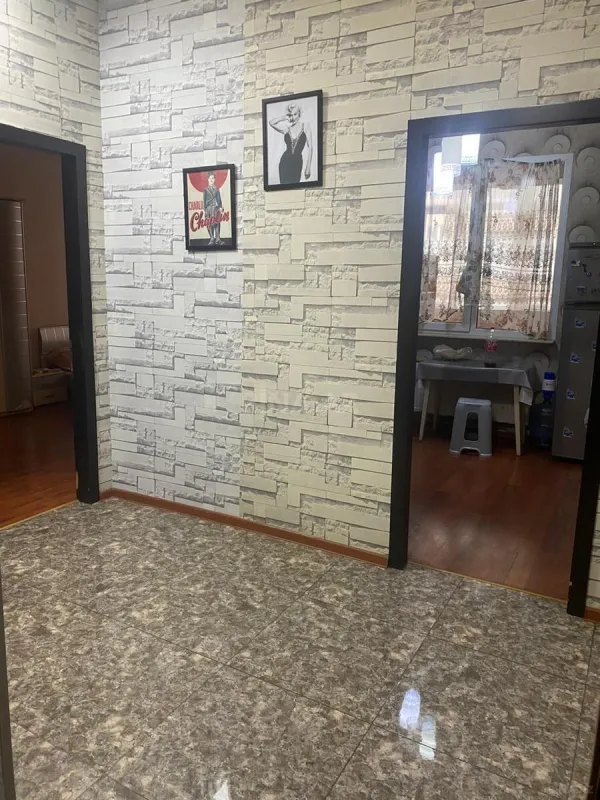 Kirayə verilir 3 otaqlı mənzil 105 m²