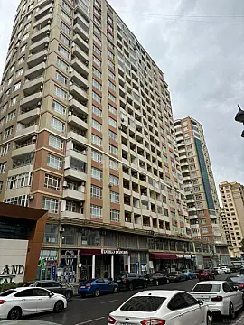 Kirayə verilir 2 otaqlı mənzil 85 m²