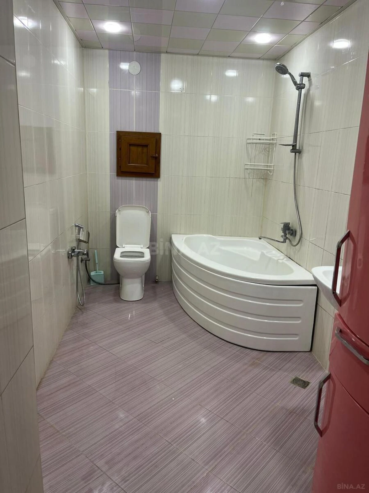 Kirayə verilir 2 otaqlı mənzil 85 m²