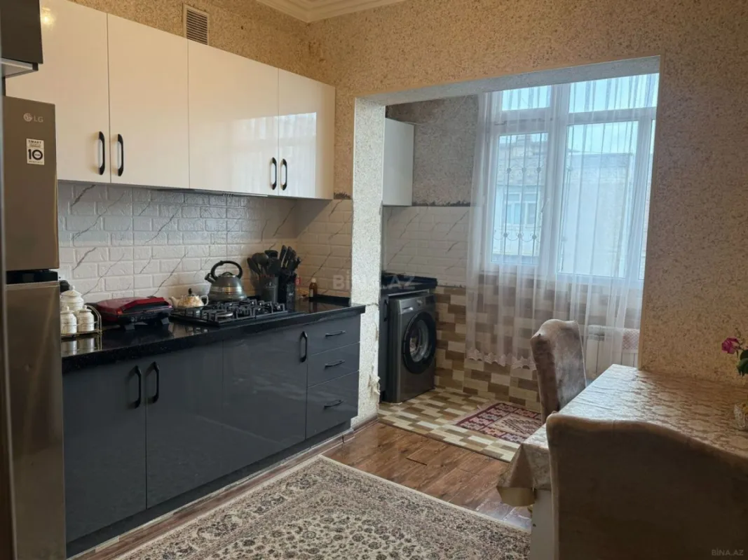 Satılır 2 otaqlı mənzil 60 m²