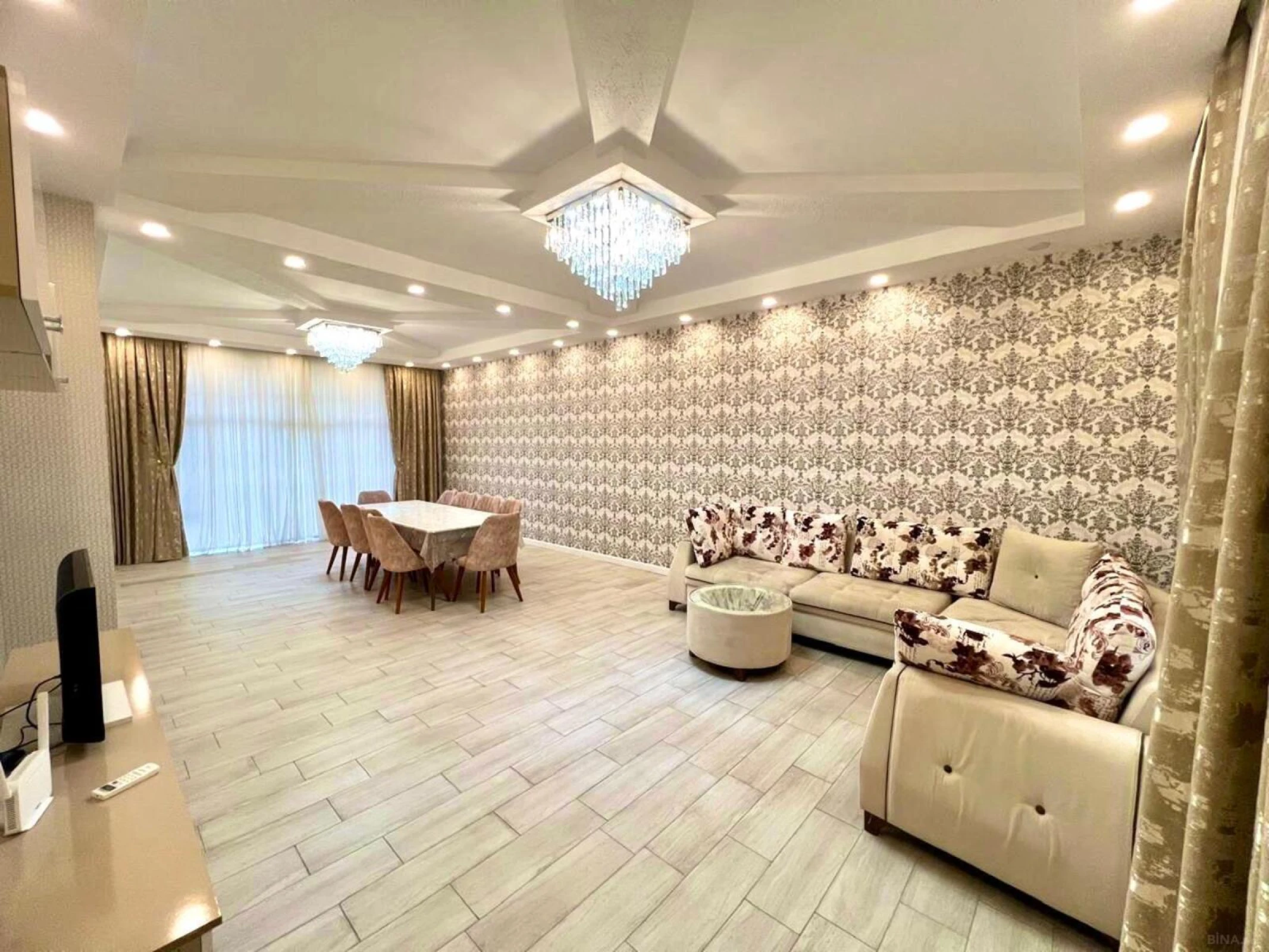 Satılır 5 otaqlı həyət evi 220 m²