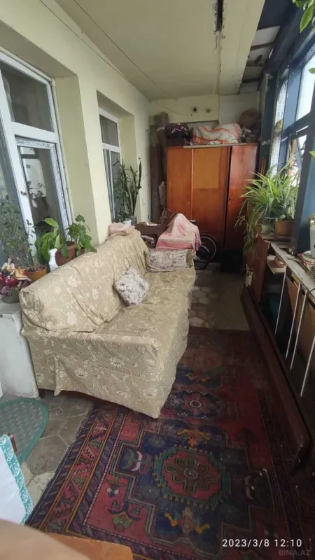 Satılır 4 otaqlı mənzil 110 m²