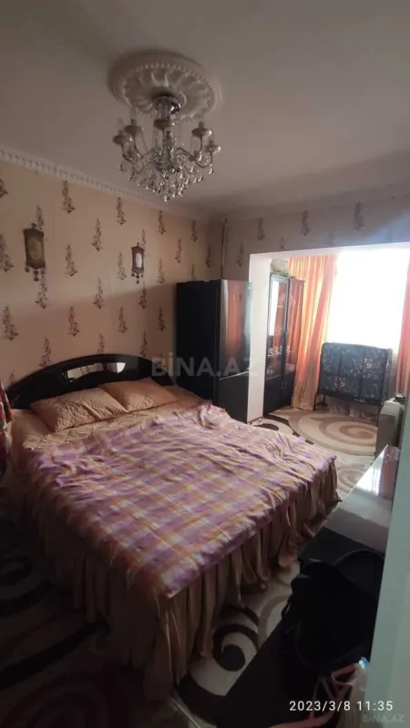 Satılır 4 otaqlı mənzil 110 m²