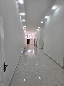 Kirayə verilir obyekt 170 m²