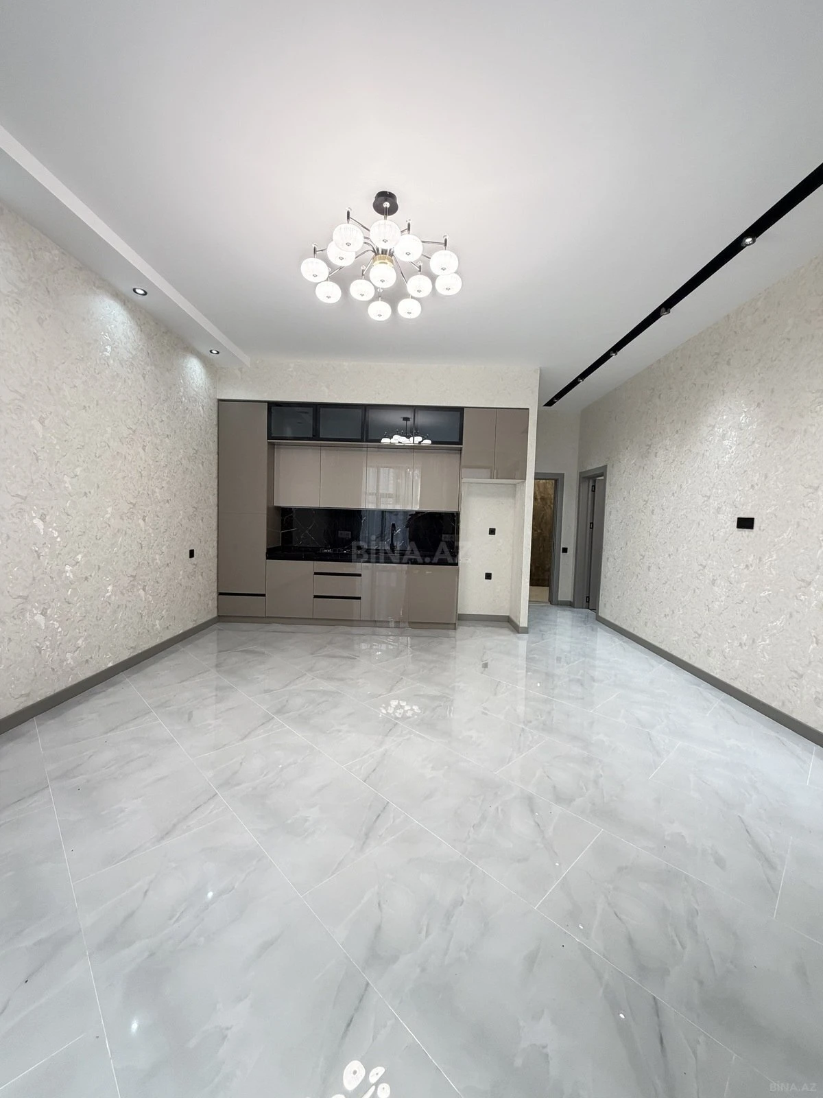 Satılır 4 otaqlı həyət evi 140 m²