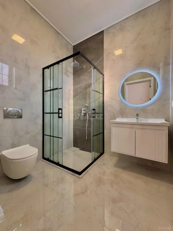 Satılır 5 otaqlı həyət evi 250 m²