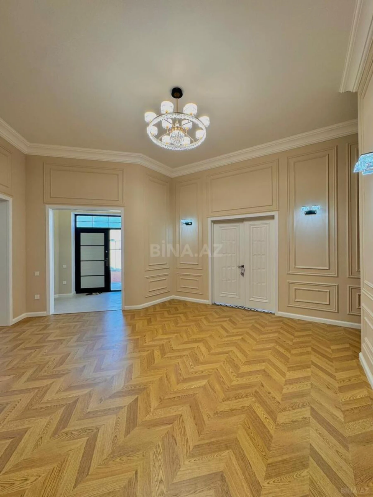 Satılır 5 otaqlı həyət evi 250 m²