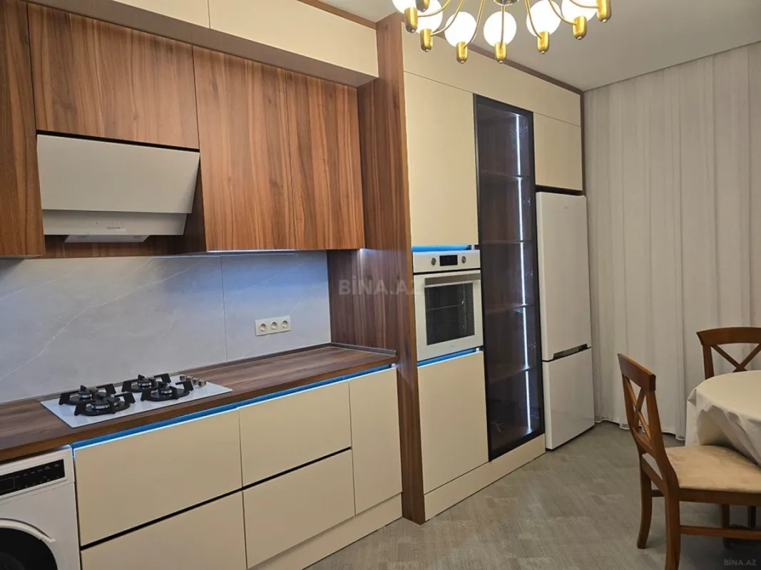 Kirayə verilir 3 otaqlı mənzil 120 m²