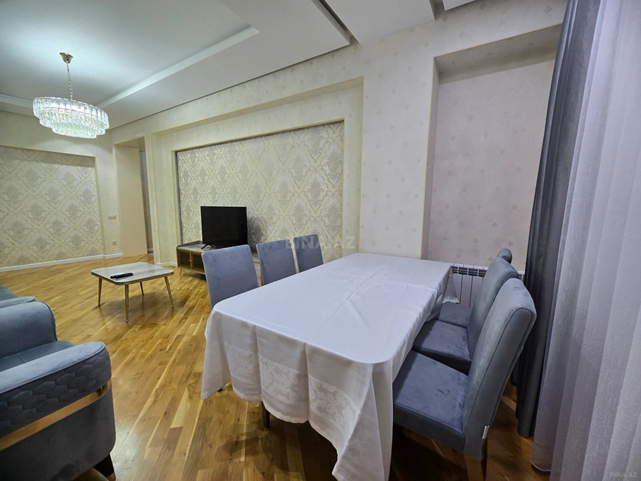 Kirayə verilir 3 otaqlı mənzil 120 m²