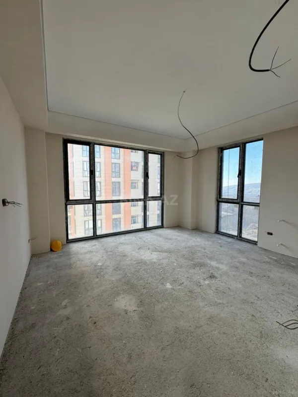 Satılır 2 otaqlı mənzil 56 m²