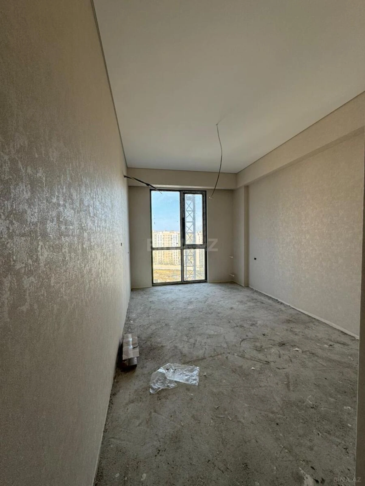 Satılır 2 otaqlı mənzil 56 m²