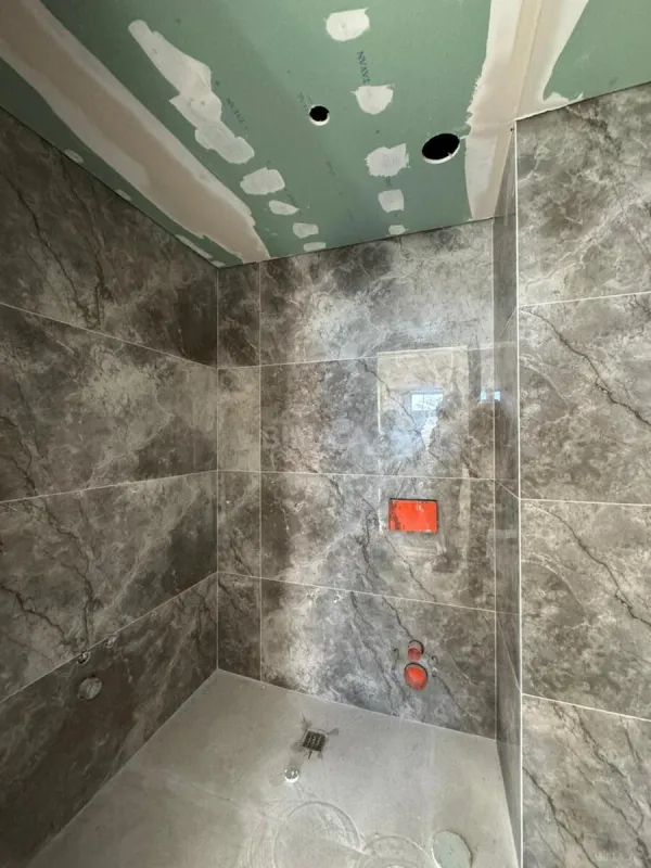 Satılır 2 otaqlı mənzil 56.5 m²