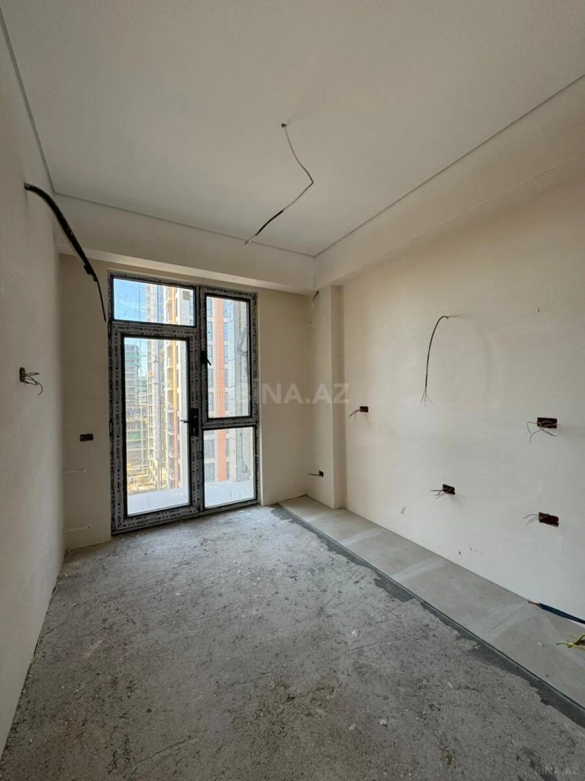 Satılır 2 otaqlı mənzil 56.7 m²