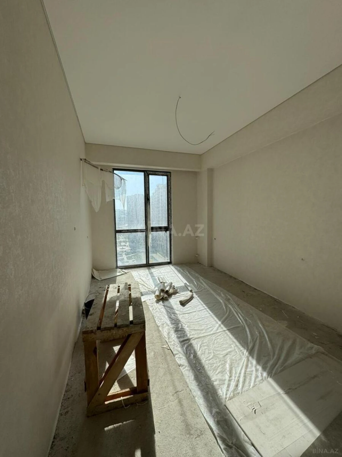 Satılır 2 otaqlı mənzil 56 m²