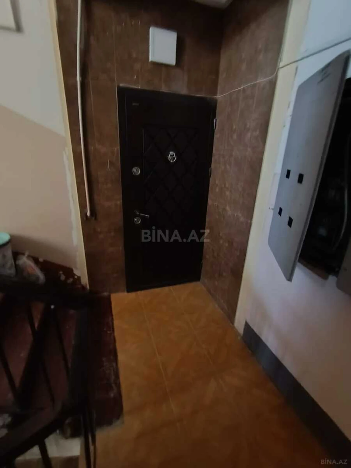 Satılır 4 otaqlı mənzil 110 m²