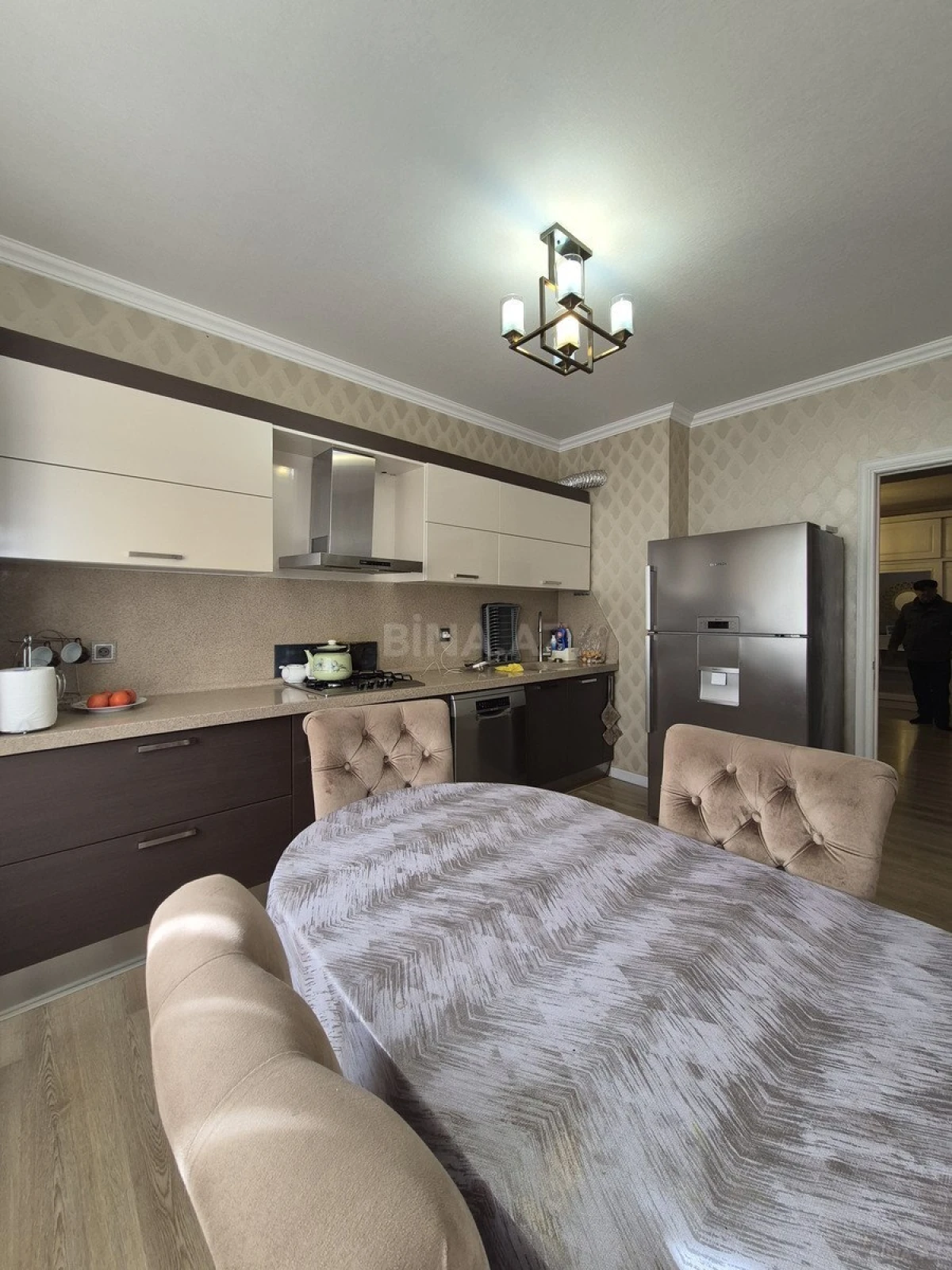 Satılır 3 otaqlı mənzil 125 m²