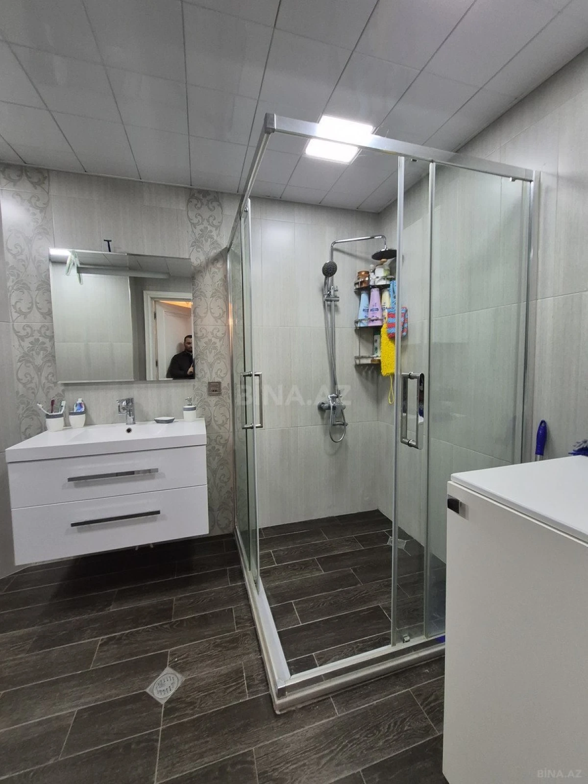 Satılır 3 otaqlı mənzil 125 m²