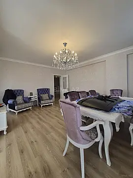 Satılır 3 otaqlı mənzil 125 m²