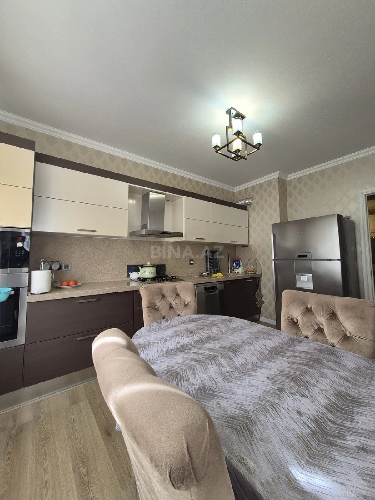 Satılır 3 otaqlı mənzil 125 m²