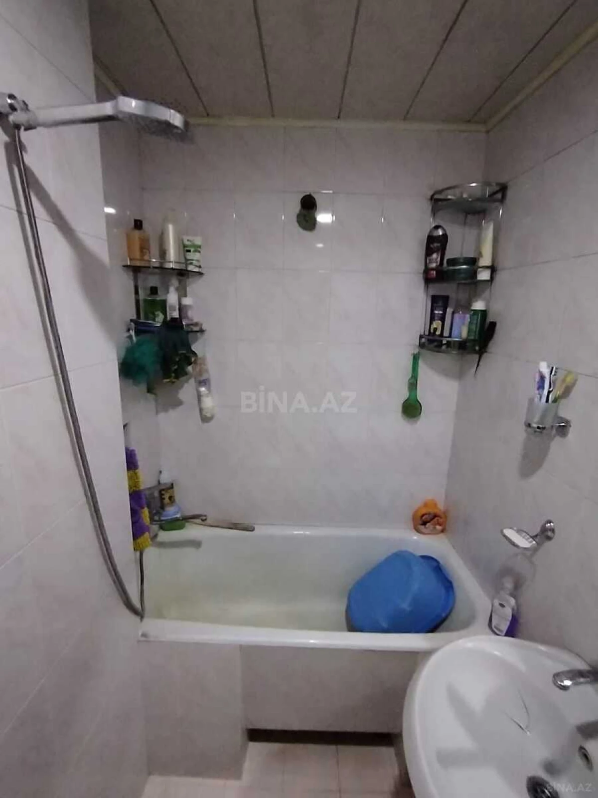 Satılır 5 otaqlı mənzil 118 m²