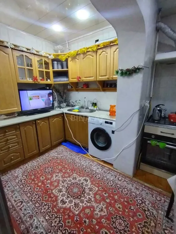 Satılır 5 otaqlı mənzil 118 m²