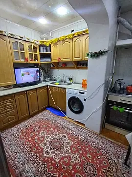 Satılır 5 otaqlı mənzil 118 m²