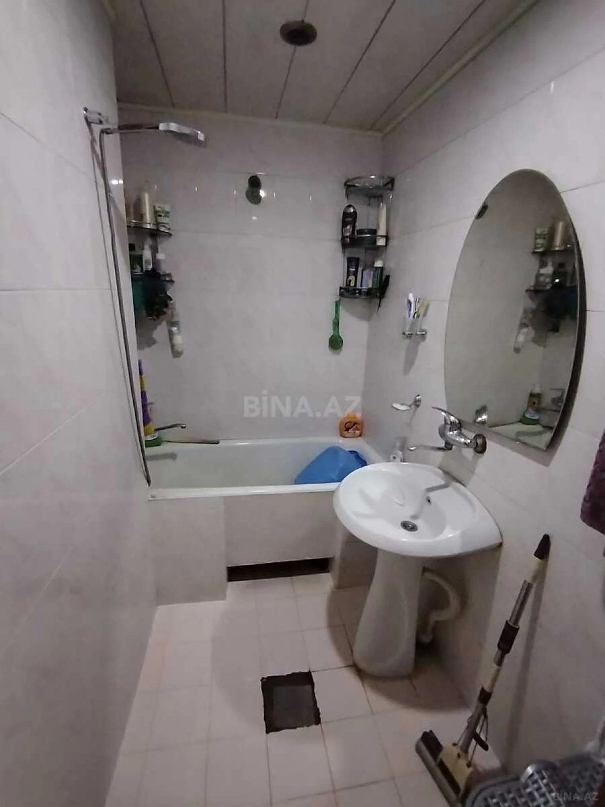 Satılır 5 otaqlı mənzil 118 m²