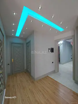 Satılır 5 otaqlı mənzil 235 m²