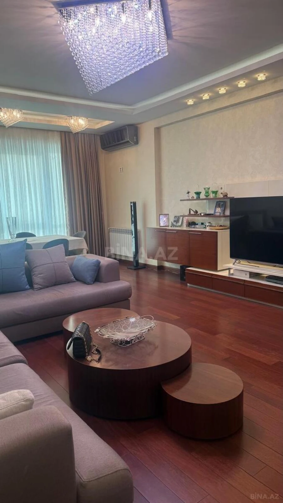 Satılır 4 otaqlı mənzil 170 m²