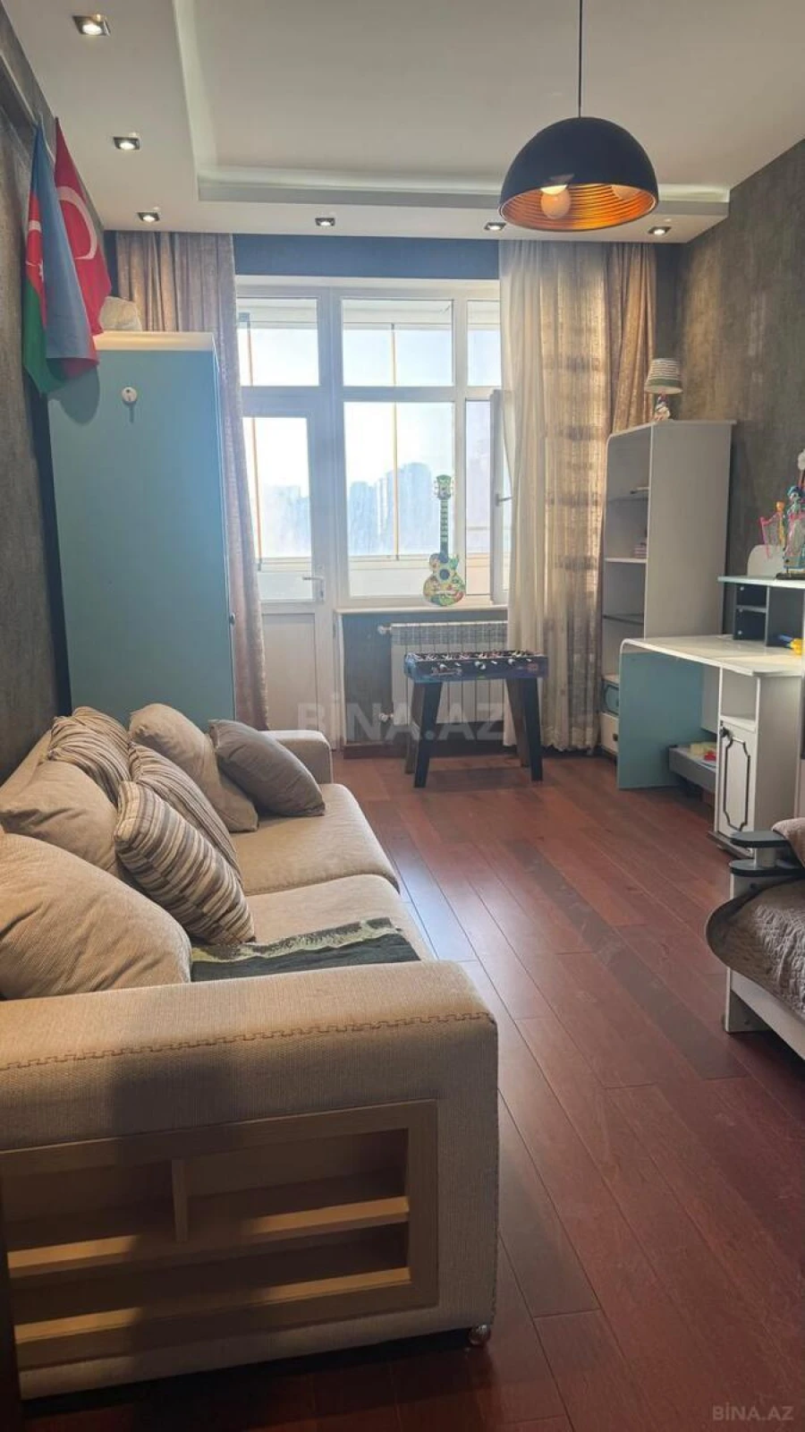 Satılır 4 otaqlı mənzil 170 m²