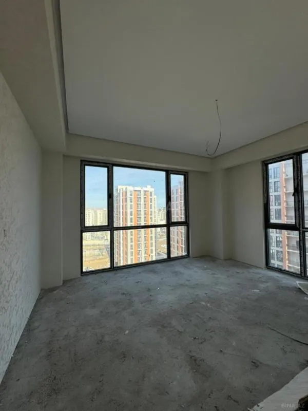 Satılır 2 otaqlı mənzil 56.8 m²