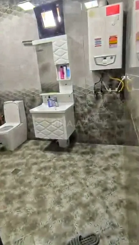 Satılır 3 otaqlı həyət evi 100 m²